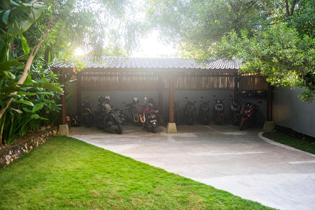 מלון Uluwatu The Bali Boarding House מראה חיצוני תמונה
