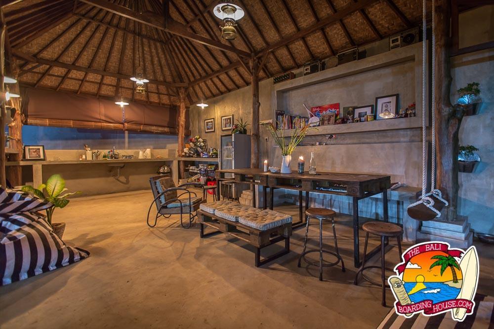 מלון Uluwatu The Bali Boarding House מראה חיצוני תמונה